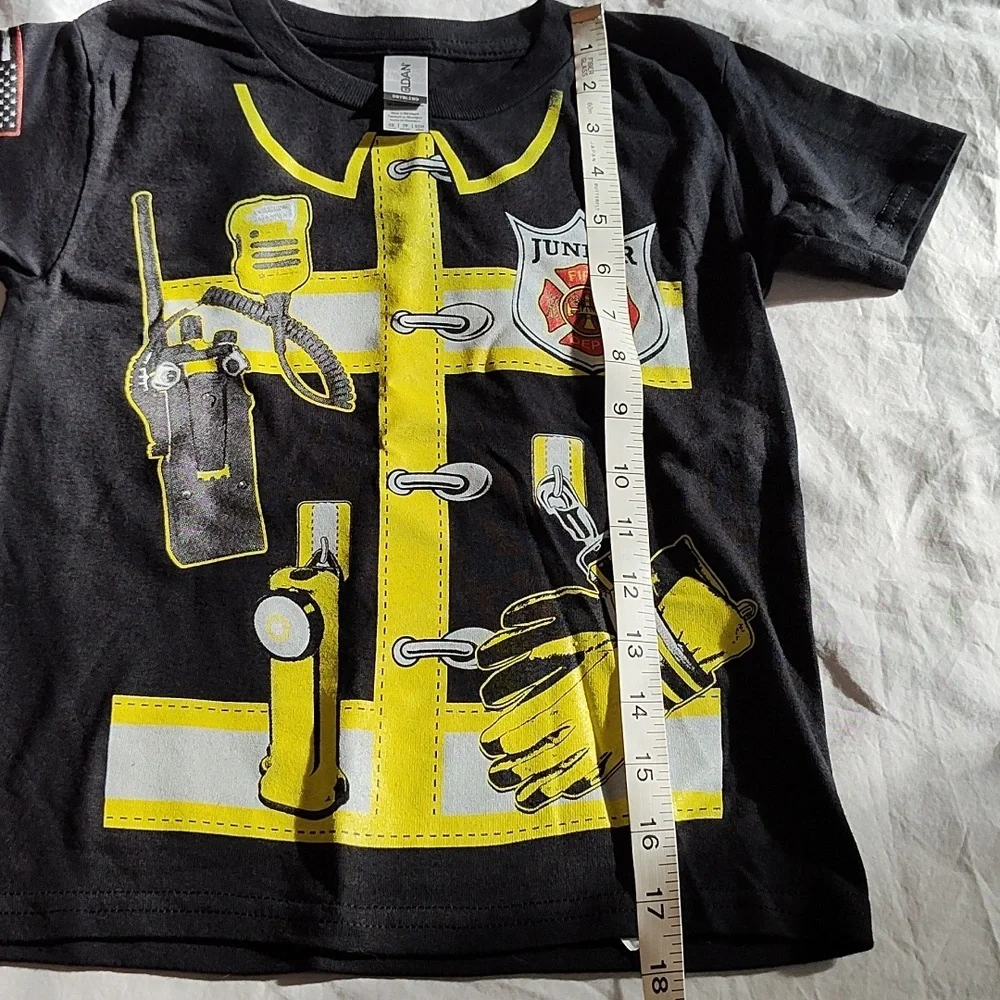 Toddler Fireman Costume Printed T Shirt Short Sleeved Size XS Halloween 4T